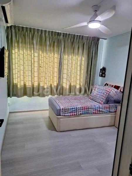 Room (HDB) for Rent in  429 Pasir Ris Drive 6 - Image 1